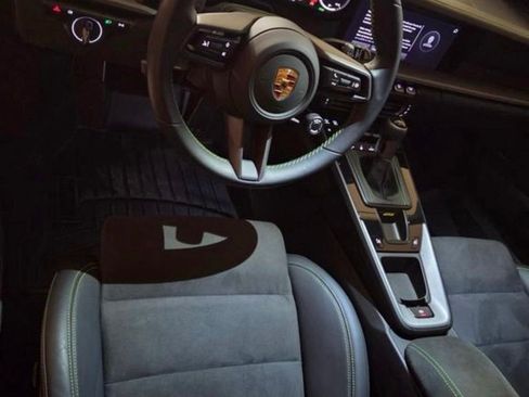 Used 2022 Porsche 911 GT3 RWD image 15