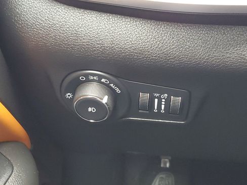 Used 2024 Jeep Compass Limited w/ Elite Group image 10