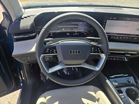 New 2026 Audi Q3 quattro 2.0T AWD/4WD image 25