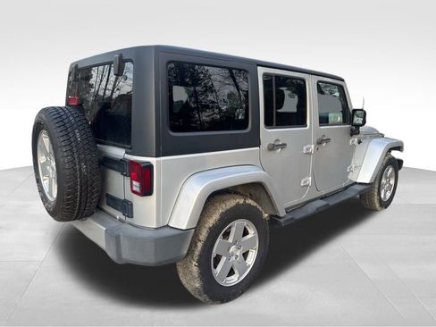 Used 2012 Jeep Wrangler Unlimited Sahara image 5