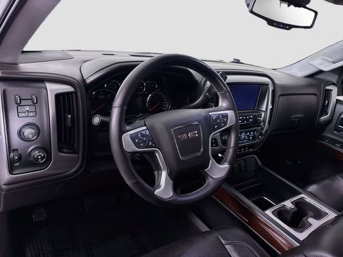 Used 2017 GMC Sierra 1500 SLT w/ SLT Premium Package AWD/4WD image 11