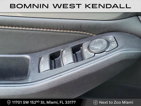 Used 2020 Chevrolet Traverse LS image 29