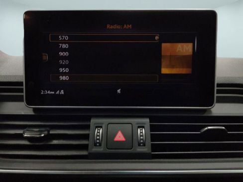 Used 2018 Audi Q5 2.0T Premium Plus w/ Premium Plus Package image 21