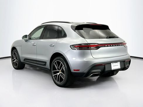 Used 2026 Porsche Macan AWD/4WD image 3