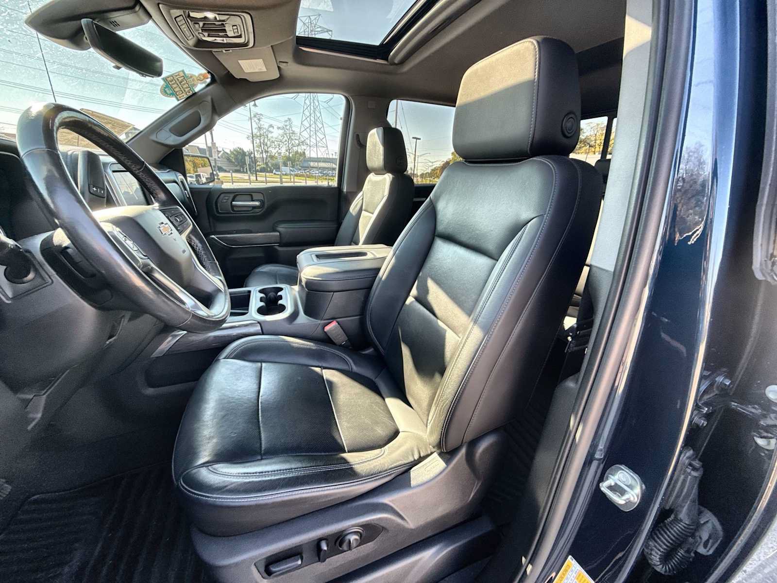 Certified 2020 Chevrolet Silverado 1500 LTZ w/ LTZ Premium Package AWD/4WD image 20