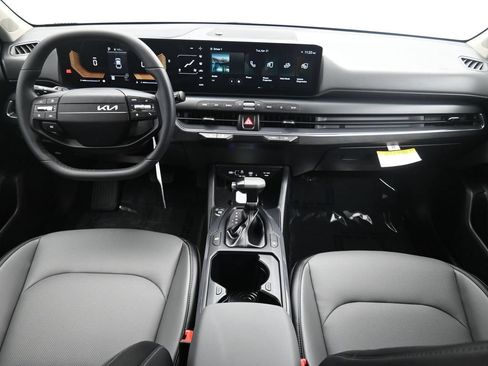 New 2026 Kia K4 EX FWD image 37