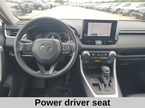 Used 2024 Toyota RAV4 XLE FWD image 4