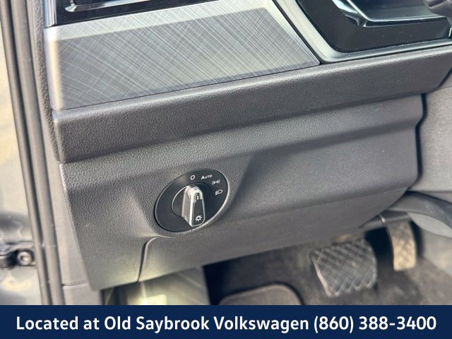 Certified 2023 Volkswagen Jetta SE FWD image 32