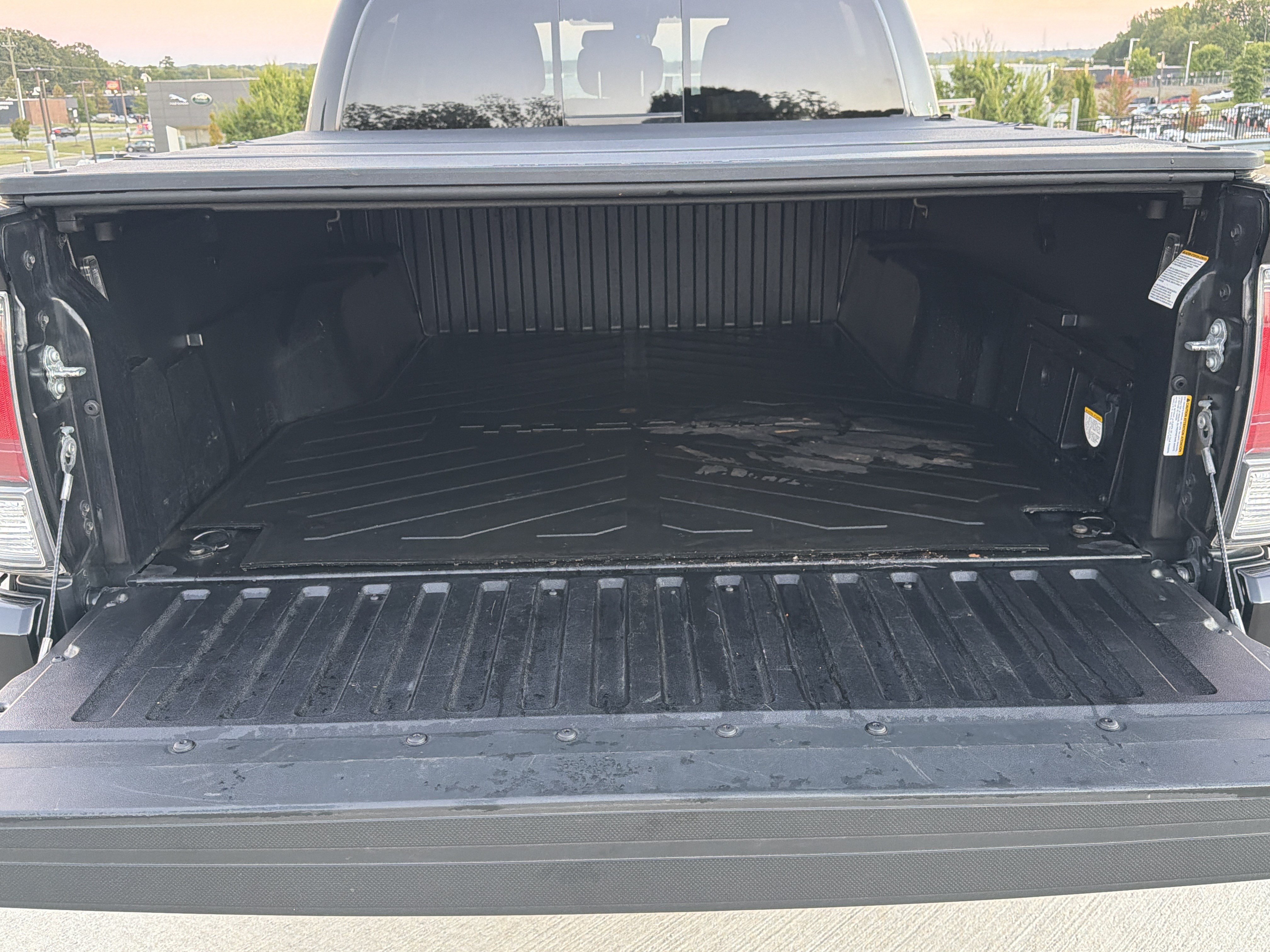 Used 2023 Toyota Tacoma TRD Sport AWD/4WD image 30