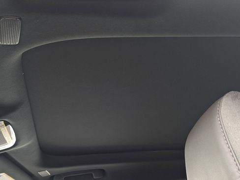 Used 2025 Lexus RX 350 w/ Luxury Package image 13