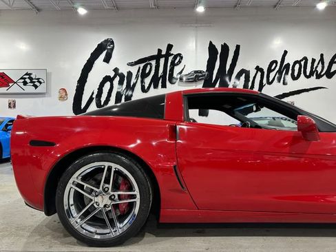 Used 2007 Chevrolet Corvette Z06 w/ Preferred Equipment Group image 4