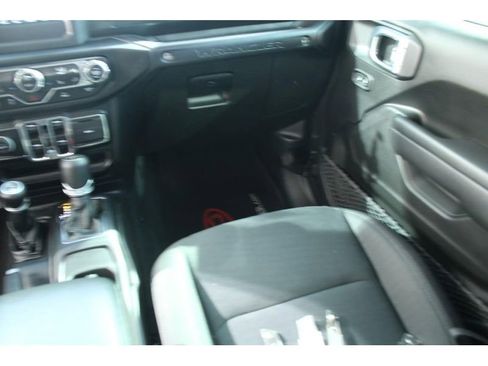 Used 2022 Jeep Wrangler Unlimited Sport AWD/4WD image 19