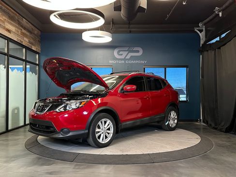 Used 2018 Nissan Rogue Sport SV AWD/4WD image 24