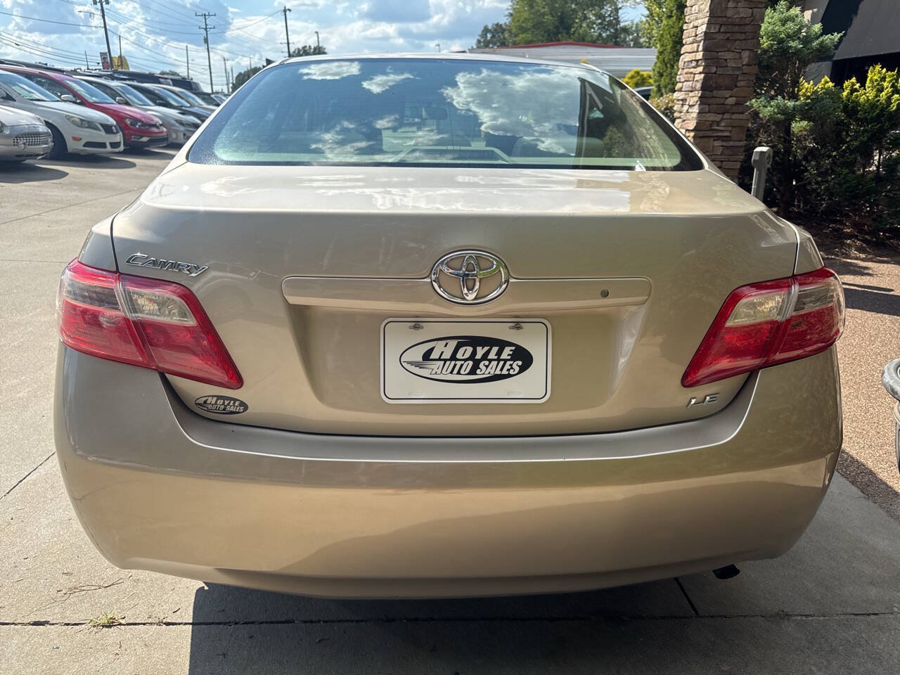 Used 2009 Toyota Camry LE FWD image 5
