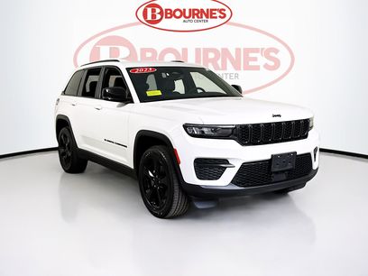 Used 2023 Jeep Grand Cherokee Altitude