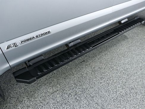 Used 2022 Ford F250 Lariat w/ Black Appearance Package image 12