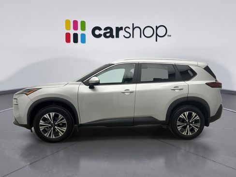 Used 2023 Nissan Rogue SV w/ SV Premium B Package image 2