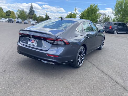 New 2025 Honda Accord Touring image 5