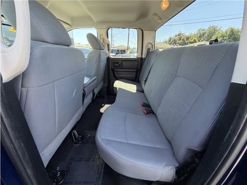 Used 2015 RAM 1500 Express image 22