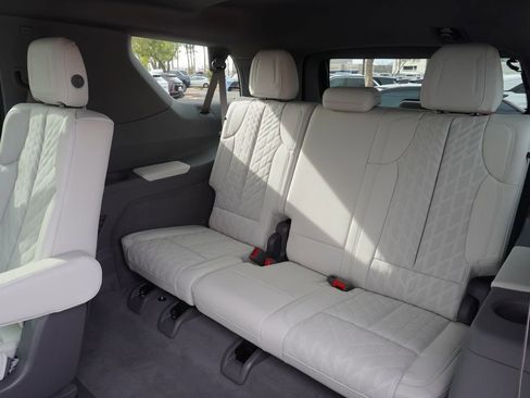 New 2026 Cadillac Escalade IQL Luxury image 9