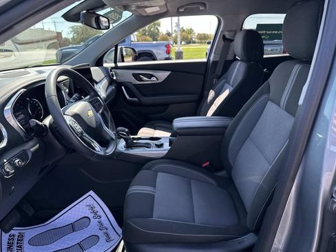 Certified 2024 Chevrolet Blazer LT w/ Convenience Package FWD image 17