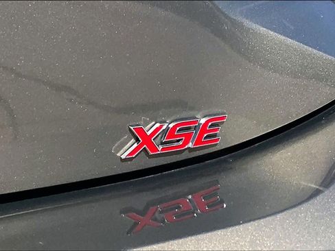 Used 2019 Toyota Corolla XSE image 10