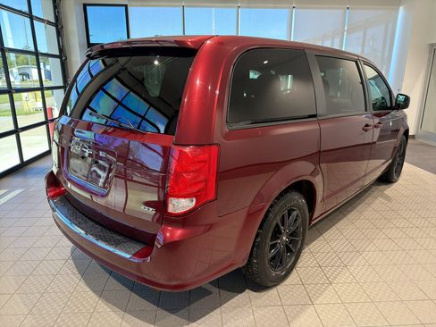 Used 2020 Dodge Grand Caravan GT image 5