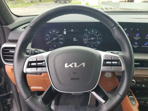 Used 2025 Kia Telluride SX Prestige X-Line AWD/4WD image 11