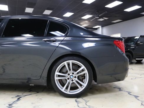 Used 2012 BMW 750Li image 38