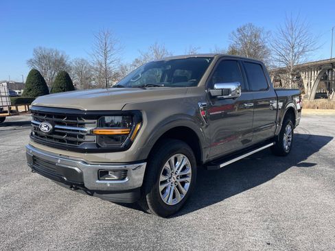 New 2025 Ford F150 XLT w/ Equipment Group 302A MID image 6