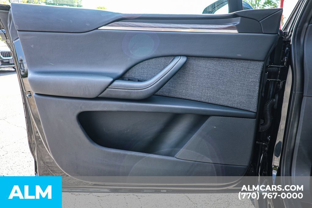Used 2023 Tesla Model X AWD/4WD image 37