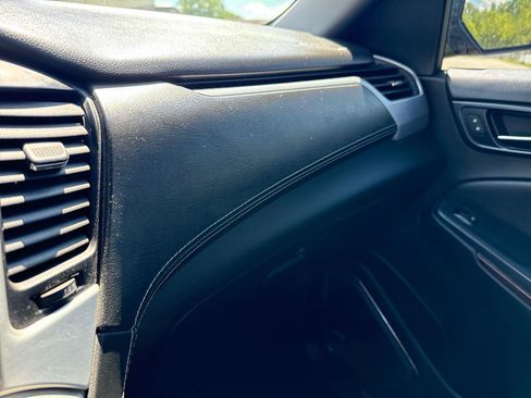 Used 2017 GMC Yukon SLT AWD/4WD image 20