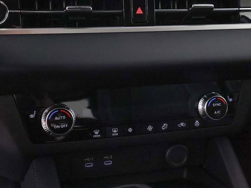 New 2026 Mitsubishi Outlander SE FWD image 43