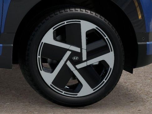 New 2026 Hyundai Ioniq 9 Limited image 8