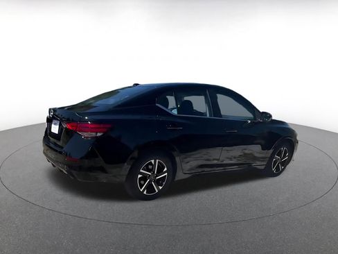 Used 2025 Nissan Sentra SV FWD image 15
