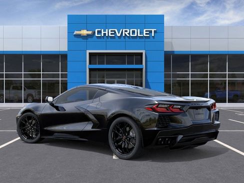 Used 2024 Chevrolet Corvette Stingray Coupe w/ Z51 Performance Package image 3