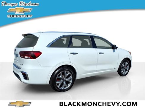 Used 2019 Kia Sorento SX image 3