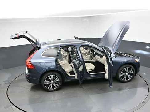 Used 2023 Volvo XC60 B5 Plus w/ Protection Package Premier FWD image 48