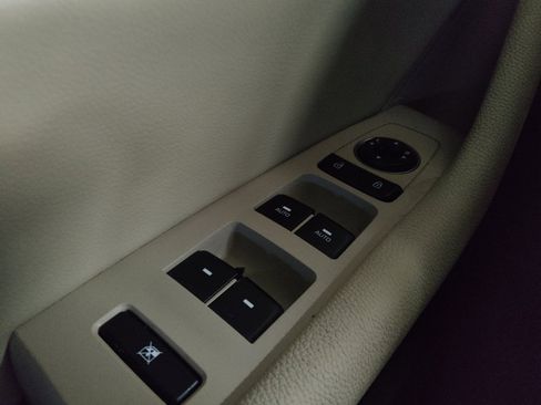 Used 2019 Hyundai Sonata SEL w/ Tech Package 02 FWD image 27