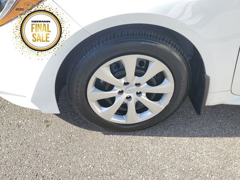 Certified 2025 Toyota Corolla LE image 10