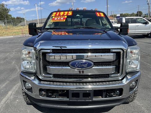 Used 2013 Ford F250 Lariat w/ Lariat Interior Pkg AWD/4WD image 8