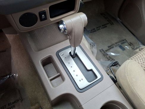 Used 2017 Nissan Frontier SV RWD image 12