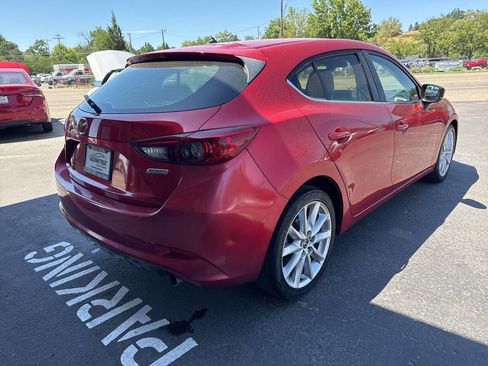Used 2017 MAZDA MAZDA3 Touring image 7