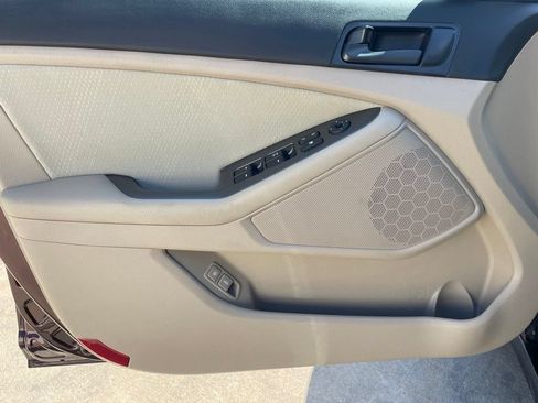 Used 2015 Kia Optima LX FWD image 16