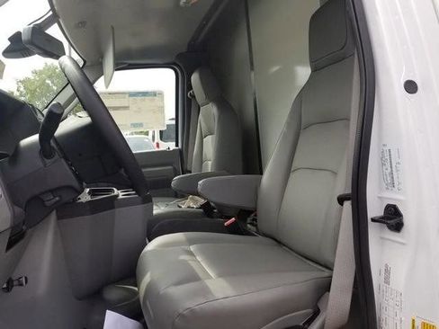 New 2026 Ford E-450 and Econoline 450 Super Duty w/ Power Equipment Group image 16