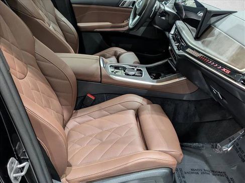 Certified 2026 BMW X5 xDrive50e w/ M Sport Package image 22