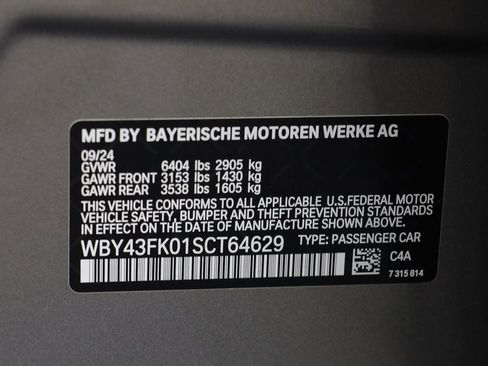 Certified 2025 BMW i5 M60 w/ Premium Package image 27