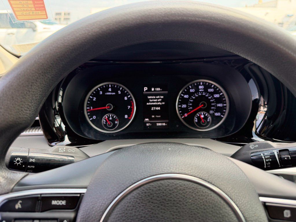 Used 2022 Kia K5 LXS FWD image 19