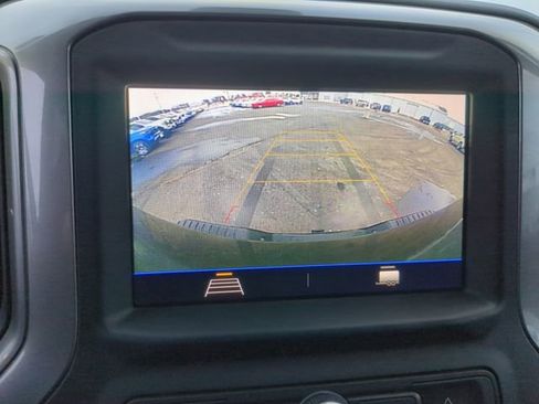 Used 2022 Chevrolet Silverado 2500 Custom w/ Custom Value Package image 23