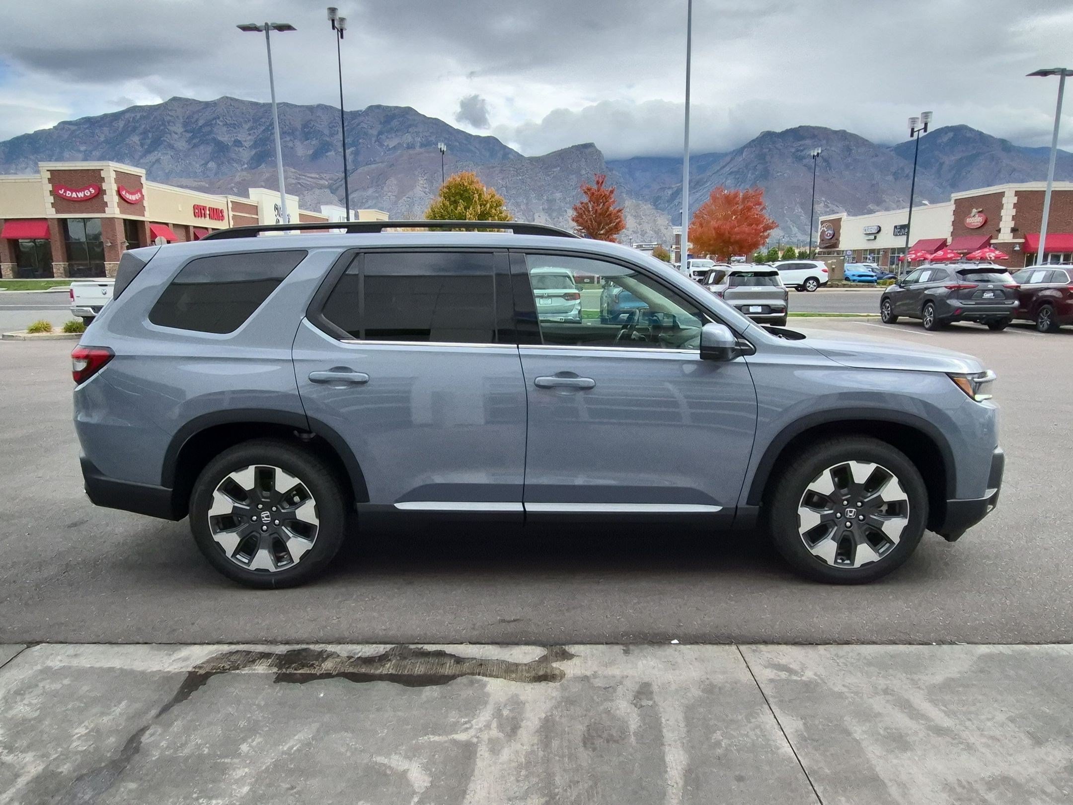 New 2026 Honda Pilot Elite image 2